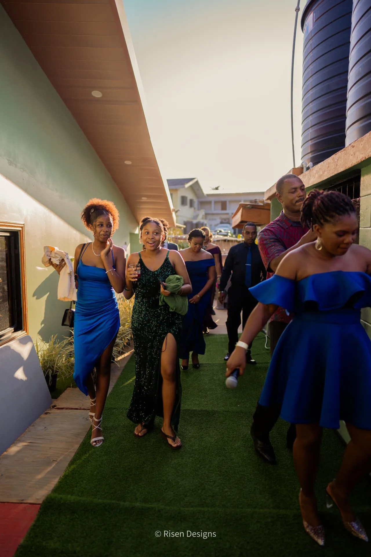 Whitney & Nicholas — Guests arriving