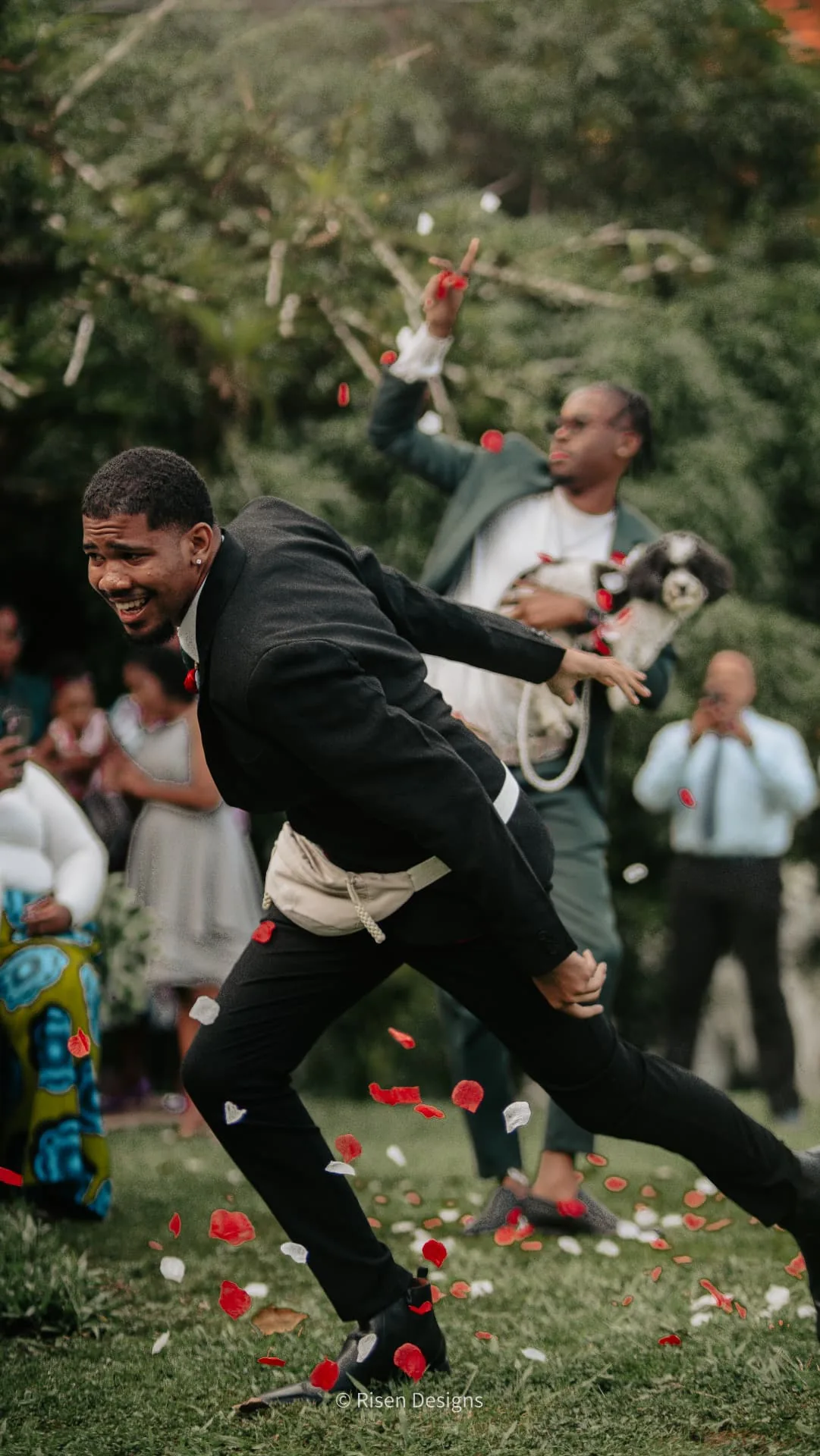 Cydni & Kolin — Petals down the aisle